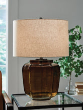 Load image into Gallery viewer, Bainmore Table Lamp