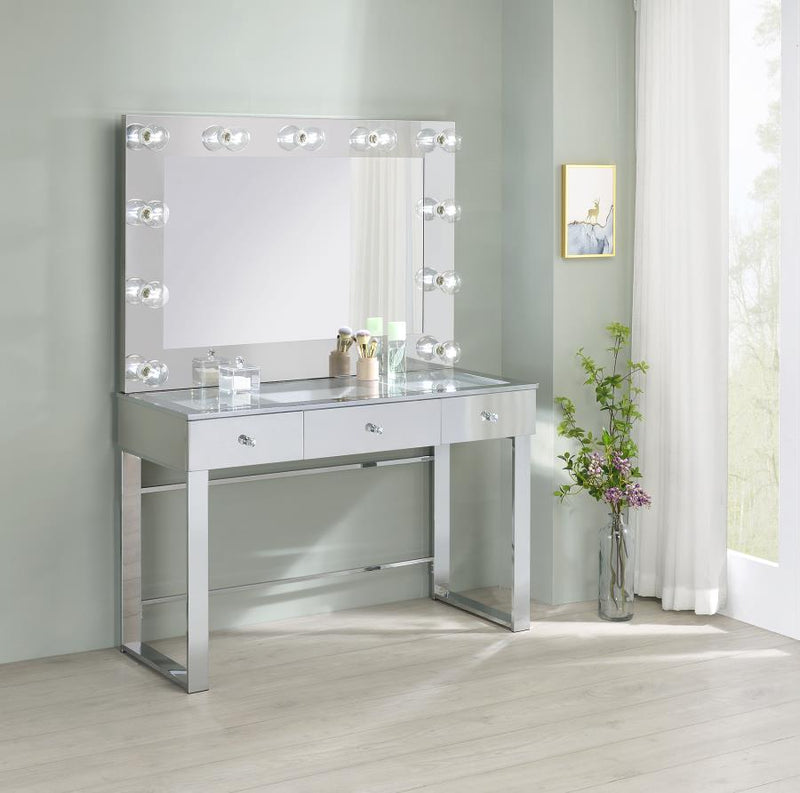3-drawer Vanity with Lighting Chrome and White